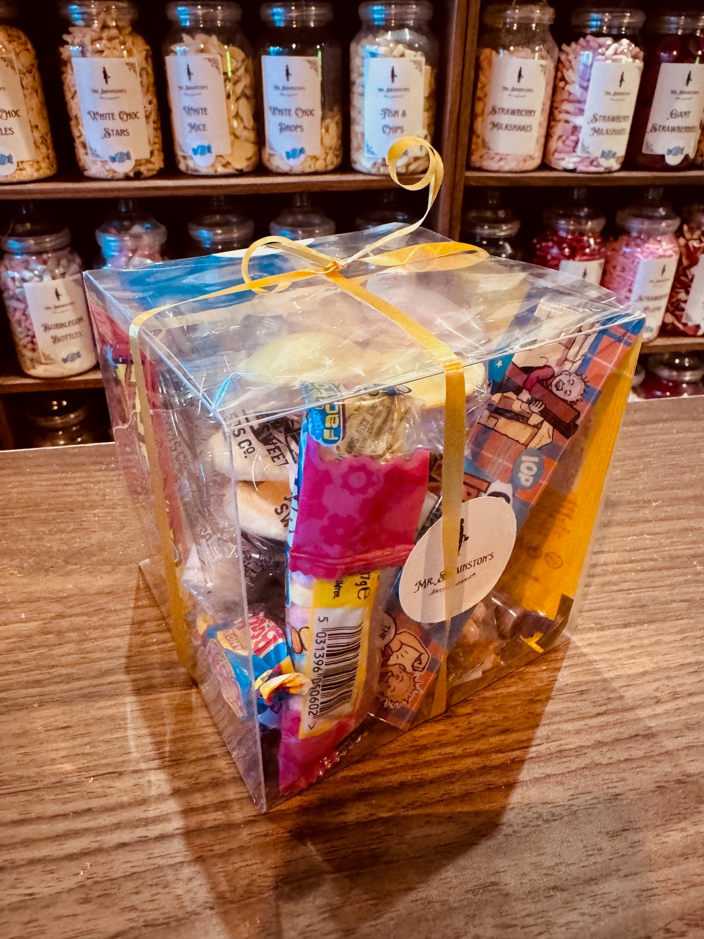 Retro Sweets Gift Cube